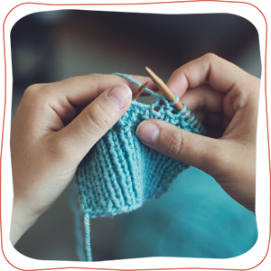 hands knitting